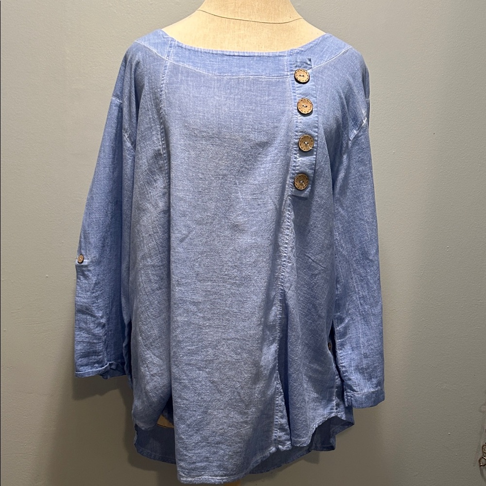 Women's Blue Button-Detail Top